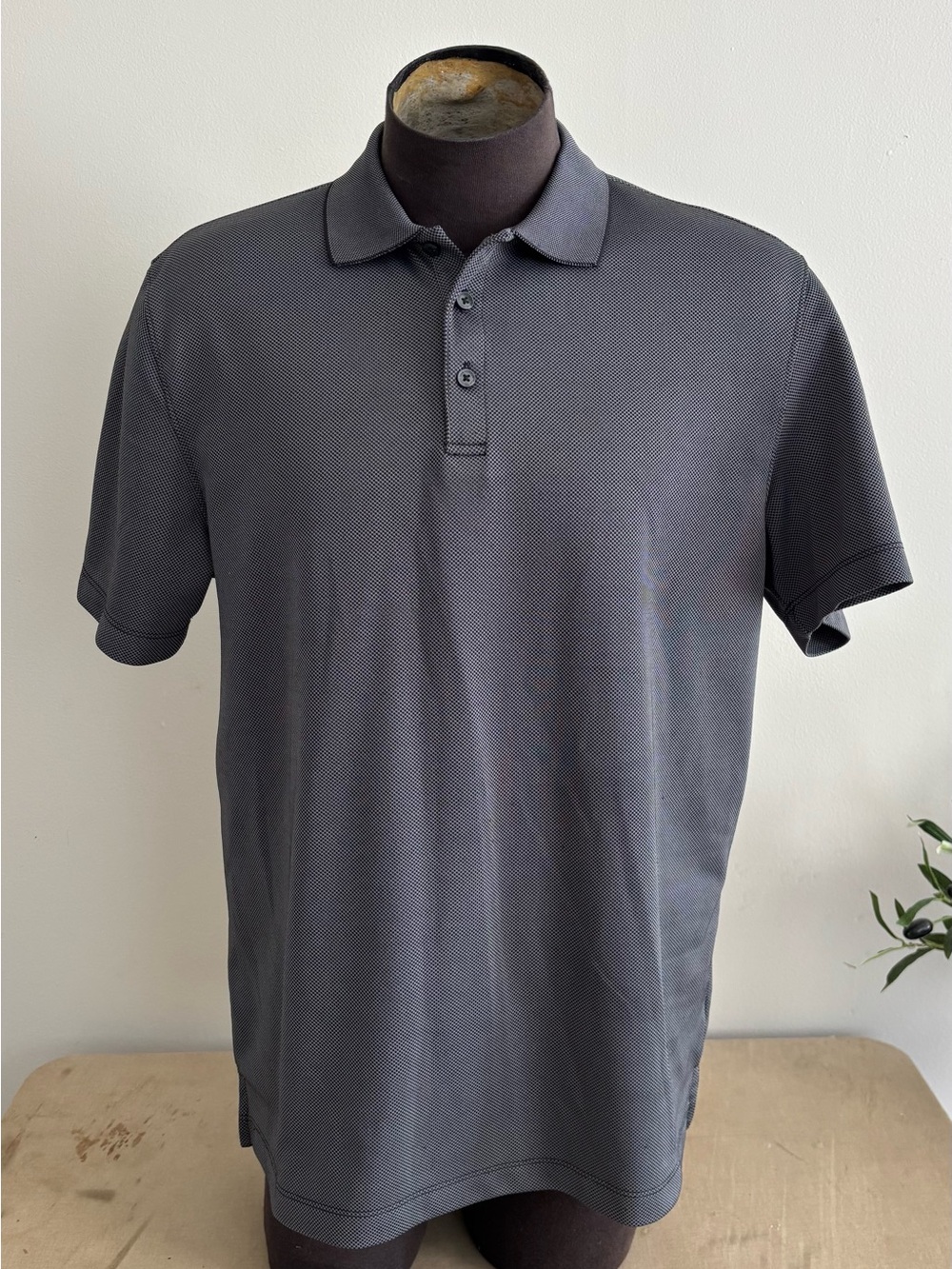 Van Heusen Men's Grey/Black Check Short-Sleeve Polo Shirt - Large